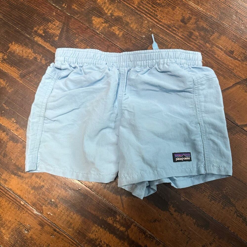 Patagonia light blue M baggies gorpcore shorts